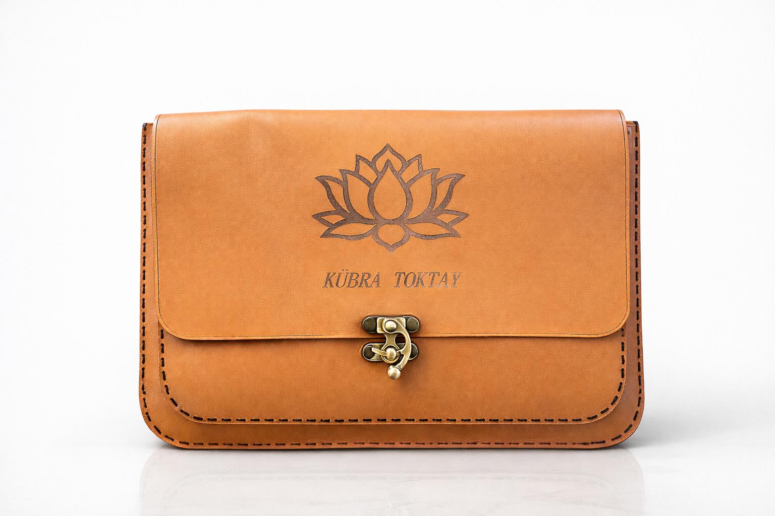 Lotus Bilgisayar Kılıfı